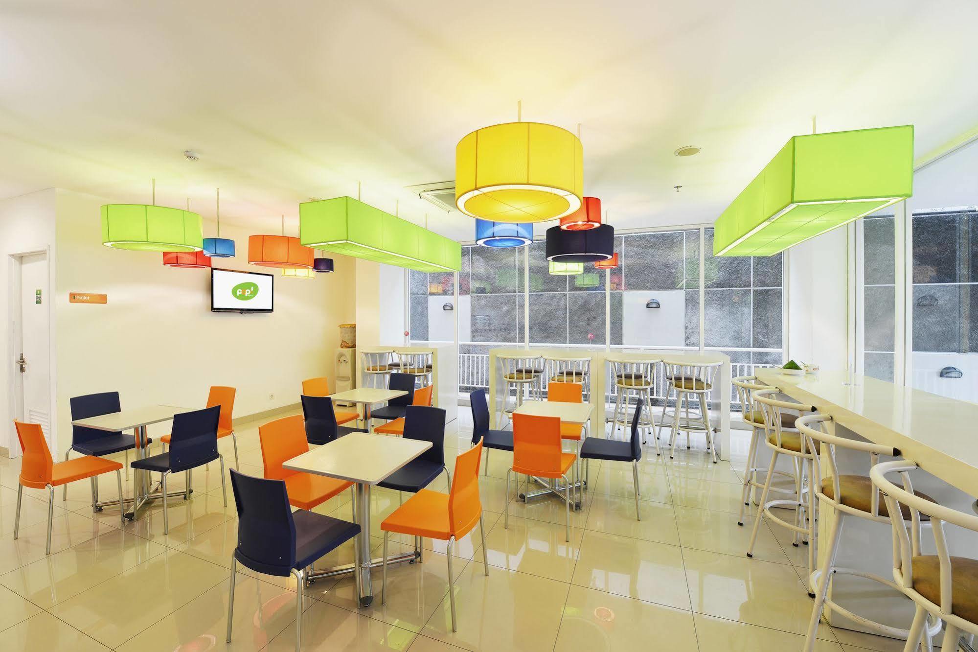 Pop! Hotel Malioboro - יוגיאקרטה מראה חיצוני תמונה