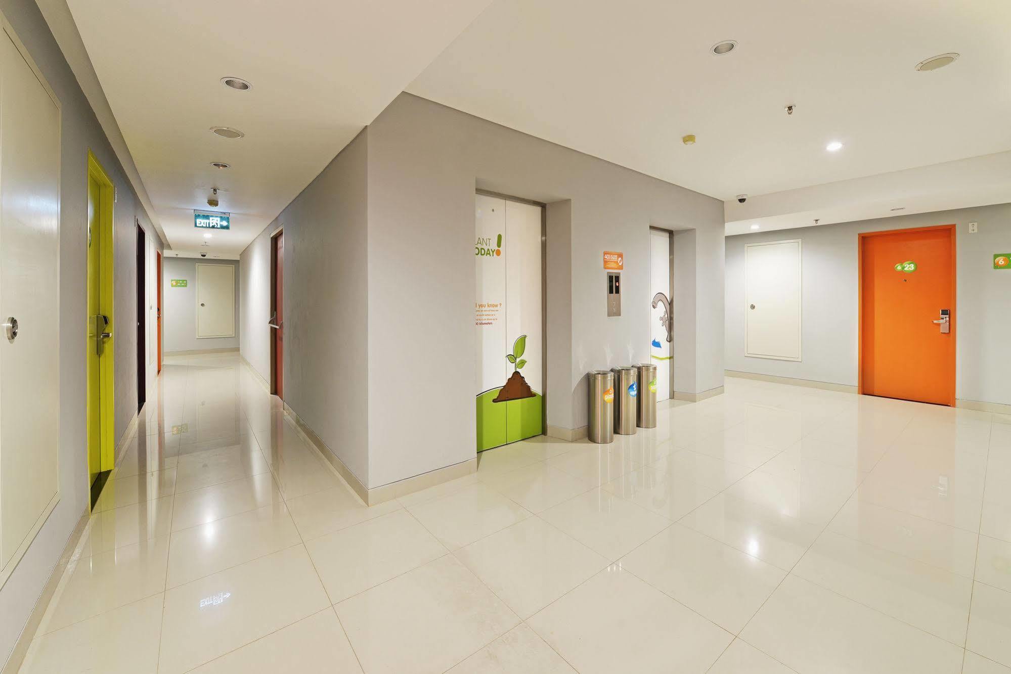 Pop! Hotel Malioboro - יוגיאקרטה מראה חיצוני תמונה